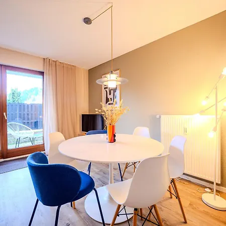 Stylische Gartenwohnung Mitten In Apartman