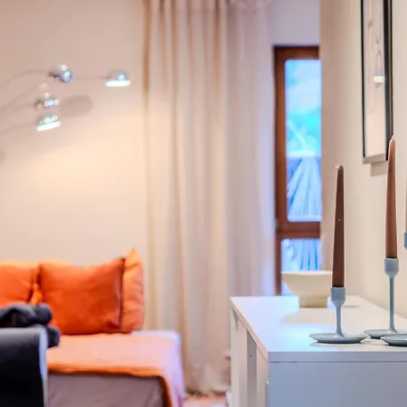 Apartman Stylische Gartenwohnung Mitten In
