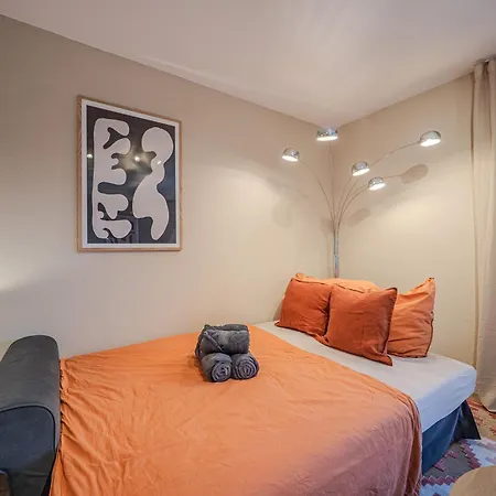 Stylische Gartenwohnung Mitten In Apartman