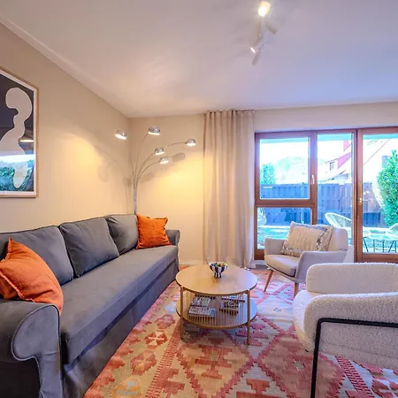 Apartman Stylische Gartenwohnung Mitten In *