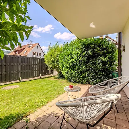 Apartment Stylische Gartenwohnung Mitten In Waldkirch
