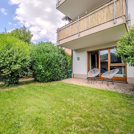 Apartment Stylische Gartenwohnung Mitten In *
