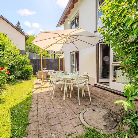 Apartment Stylische Gartenwohnung Mitten In Waldkirch
