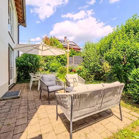 Stylische Gartenwohnung Mitten In Apartment